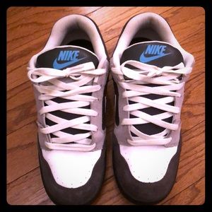 Nike low top casual sneakers